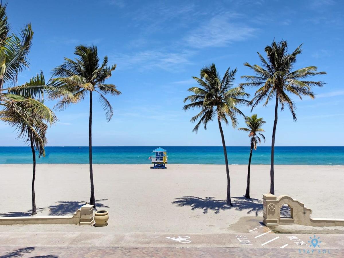 Free Parking, Bay View, Pool, Step To Beach ハリウッド エクステリア 写真
